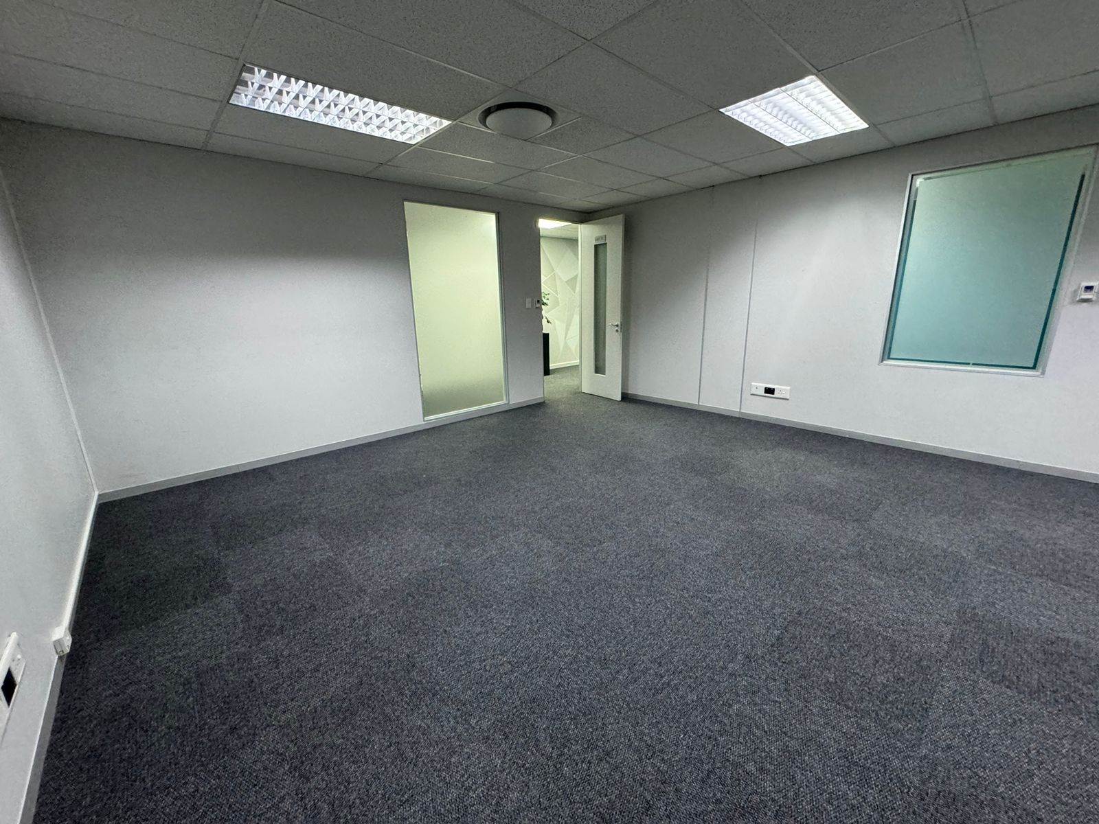 70  m² Commercial space in Sandown photo number 25