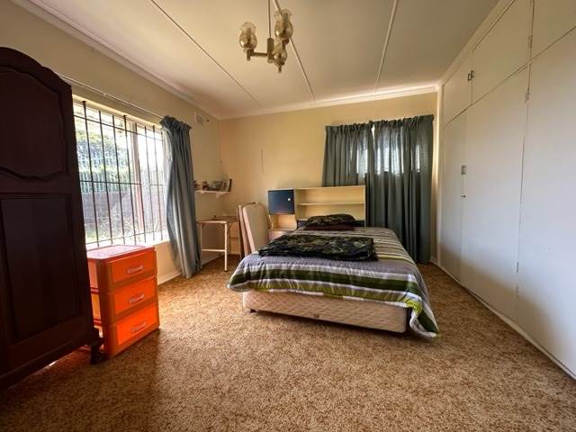 3 Bed House in Carrington Heights photo number 15