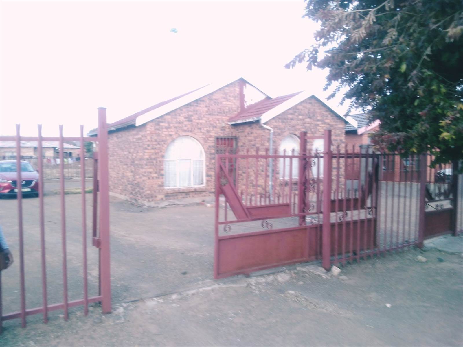 2 Bed House in Thaba Nchu photo number 3