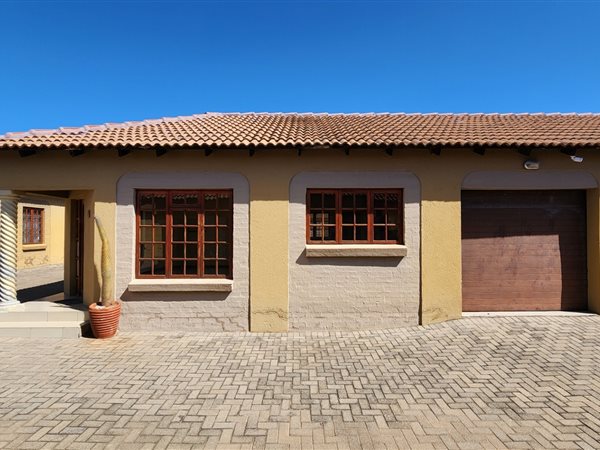 3 Bedroom Townhouse