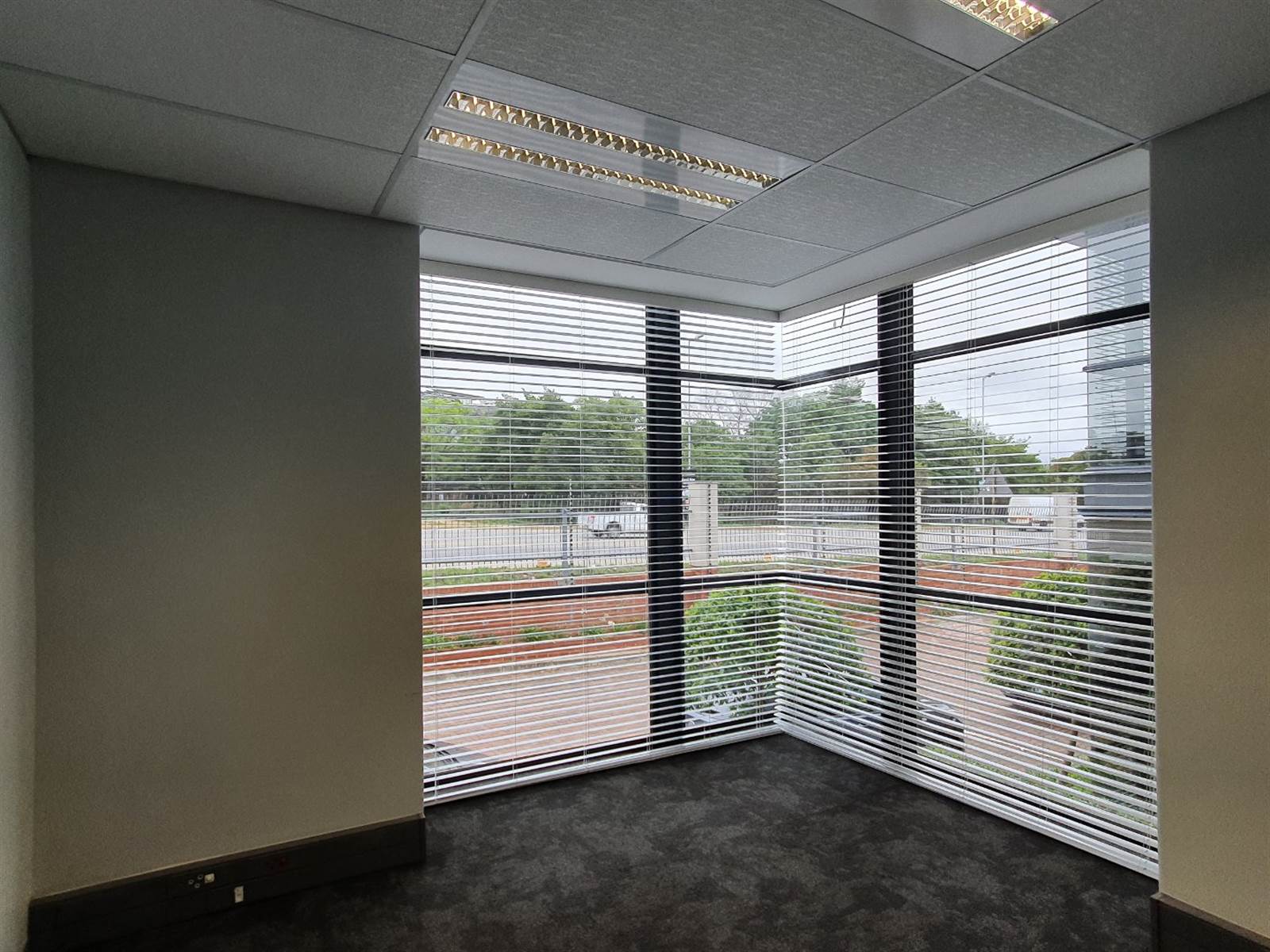 219  m² Commercial space in Fourways photo number 9
