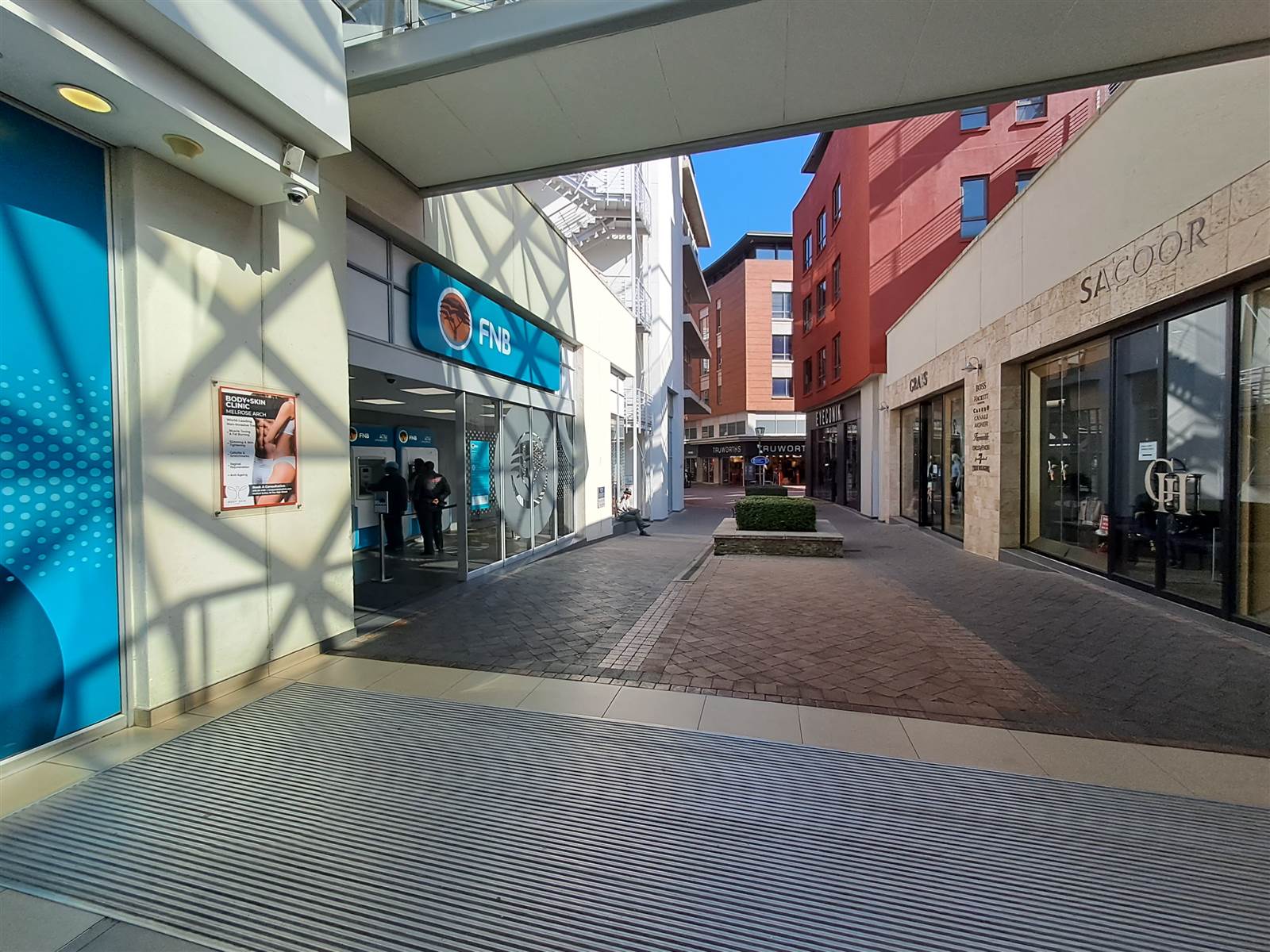 98  m² Retail Space in Melrose Arch photo number 8