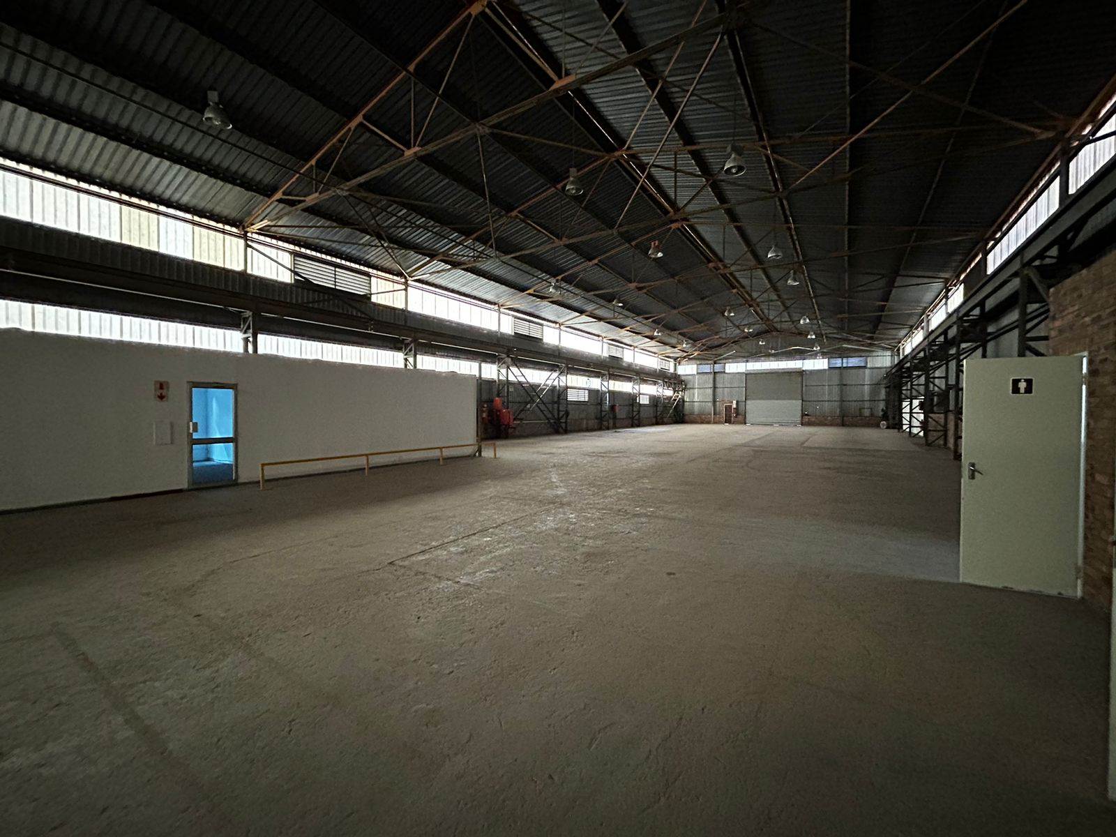 1150  m² Industrial space in Wynberg photo number 9
