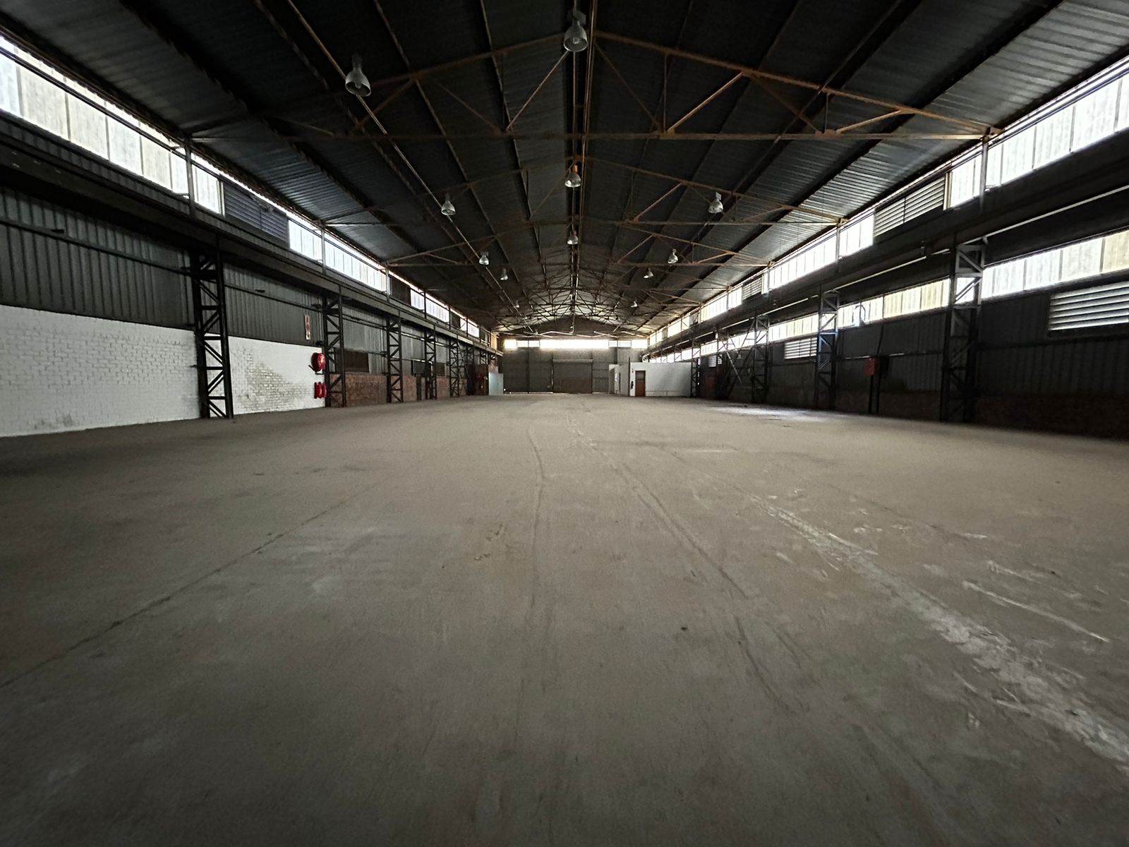 1150  m² Industrial space in Wynberg photo number 6