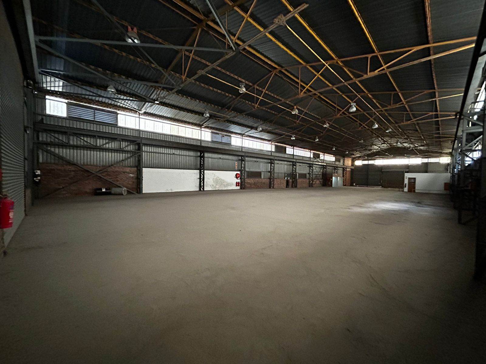 1150  m² Industrial space in Wynberg photo number 12