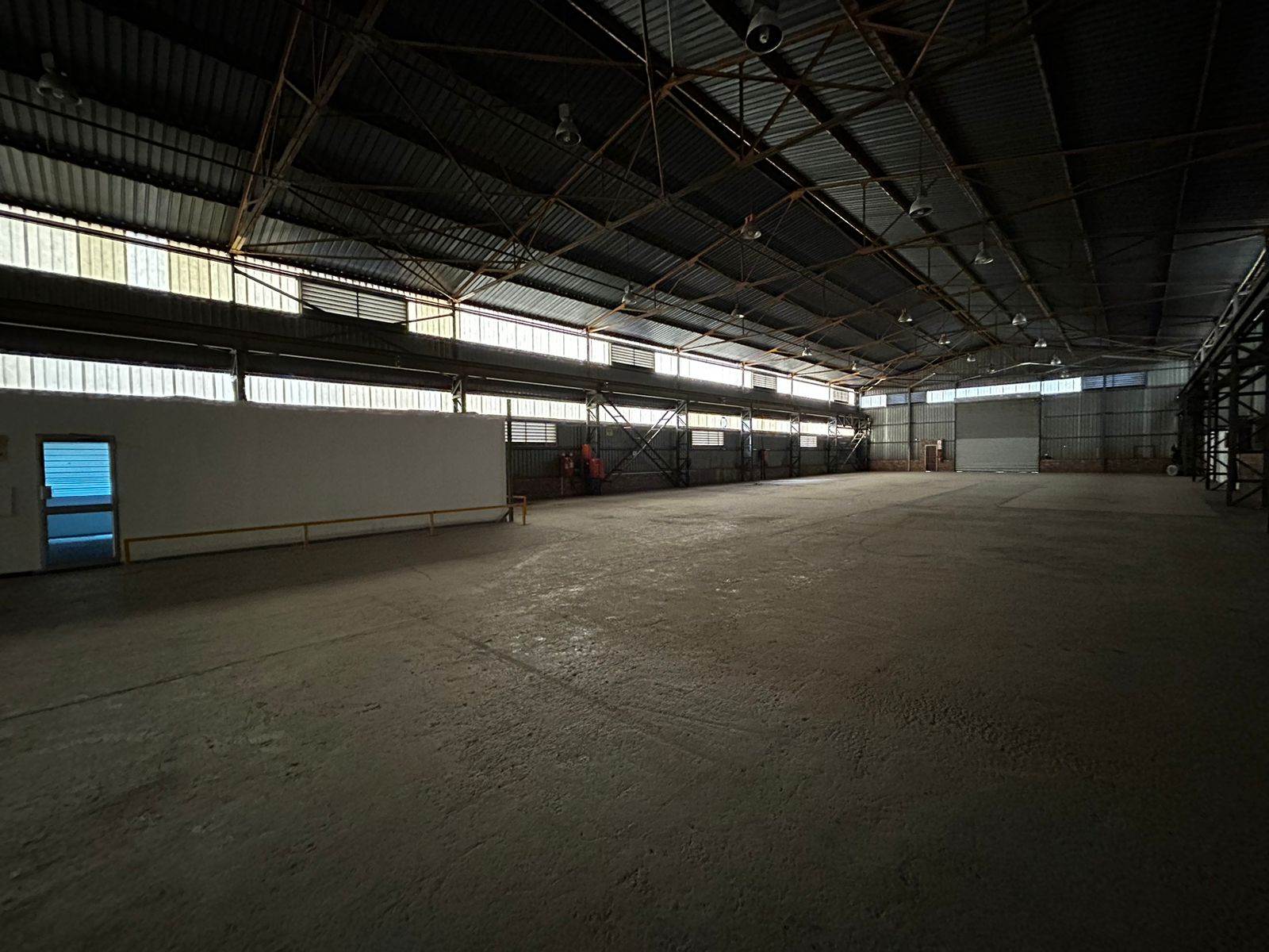 1150  m² Industrial space in Wynberg photo number 4