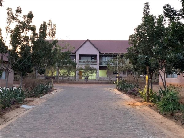 3 Bedroom Townhouse 3 Bedroom Townhouse