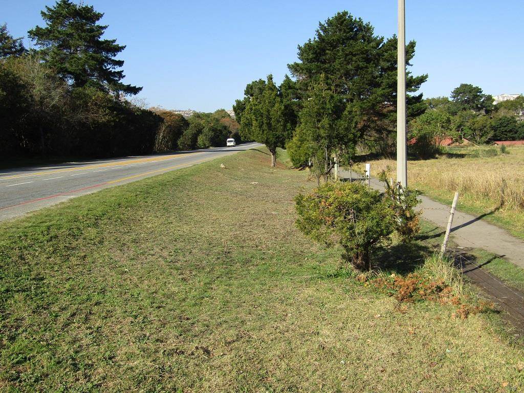 5726 m² Land available in Old Place photo number 4