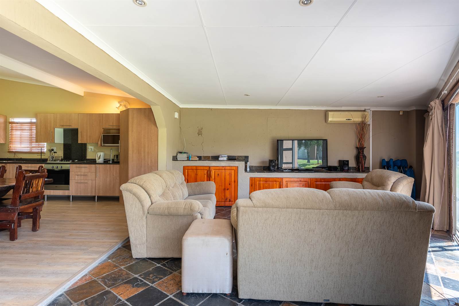2 Bed House in Vaal Marina photo number 10