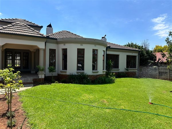 3 Bedroom House 3 Bedroom House