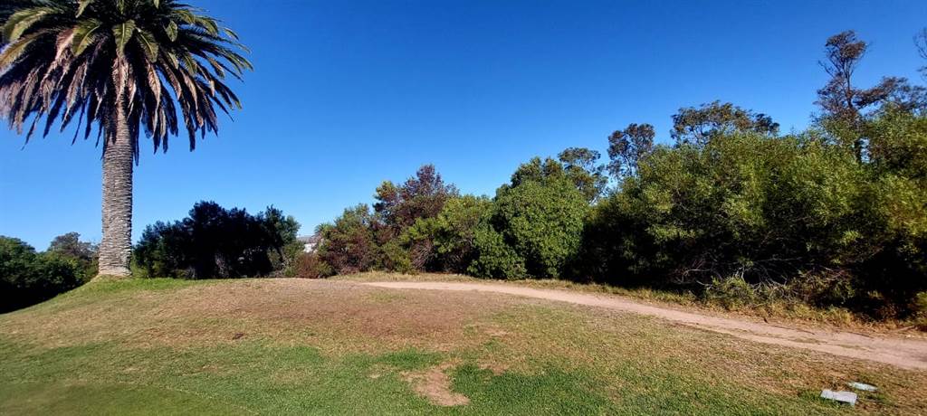 450 m² Land available in Shelley Point photo number 4