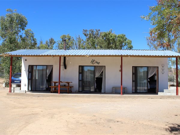 2188 m² Land available in Willowmore