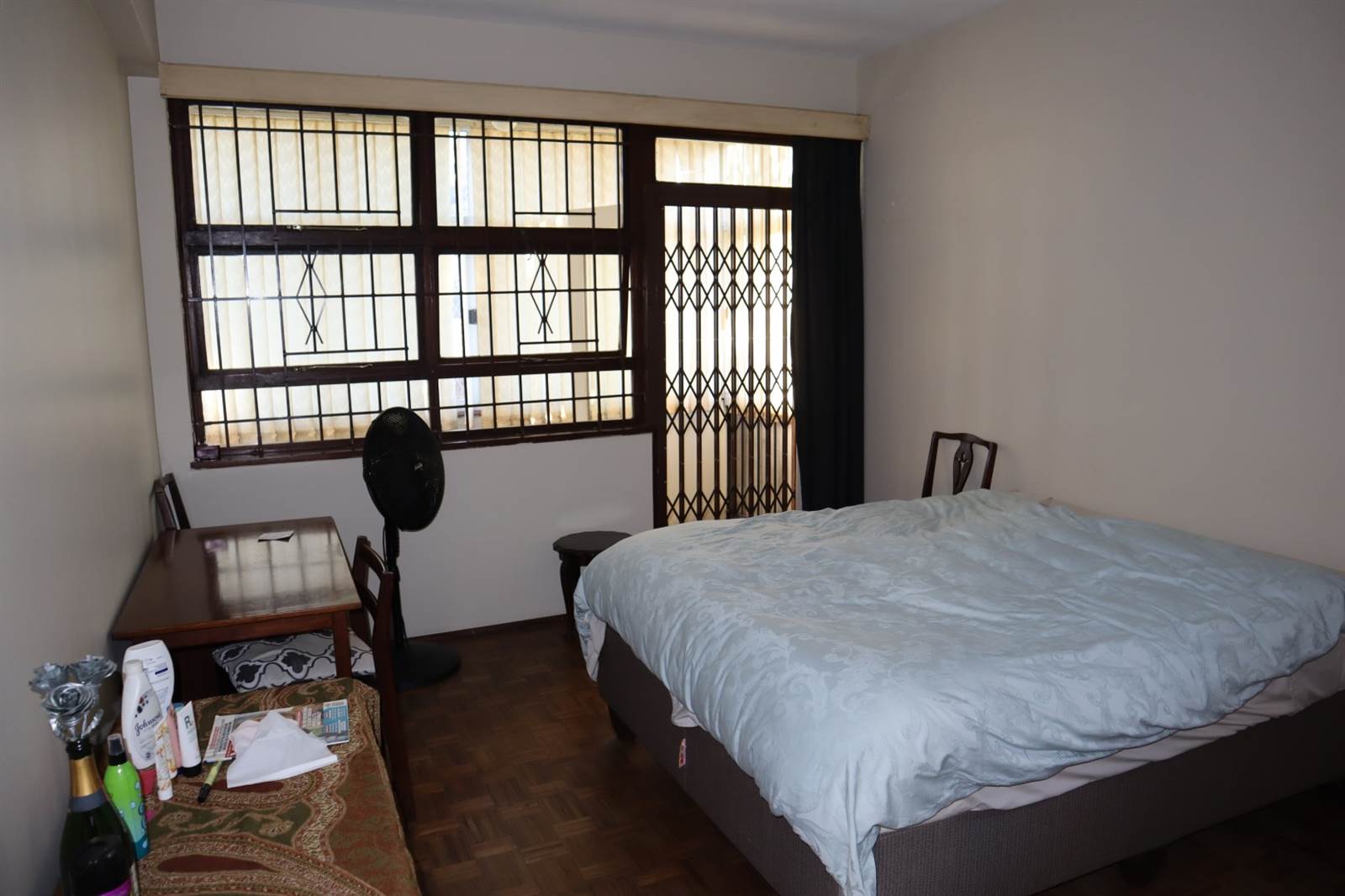 2 Bed Flat in Pinetown Central photo number 13