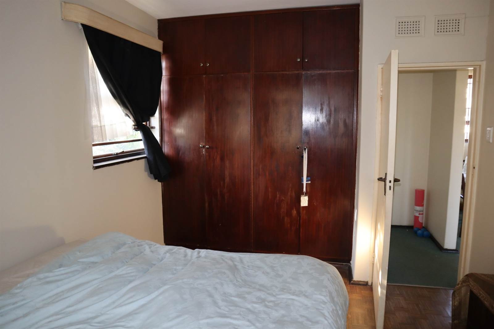 2 Bed Flat in Pinetown Central photo number 14