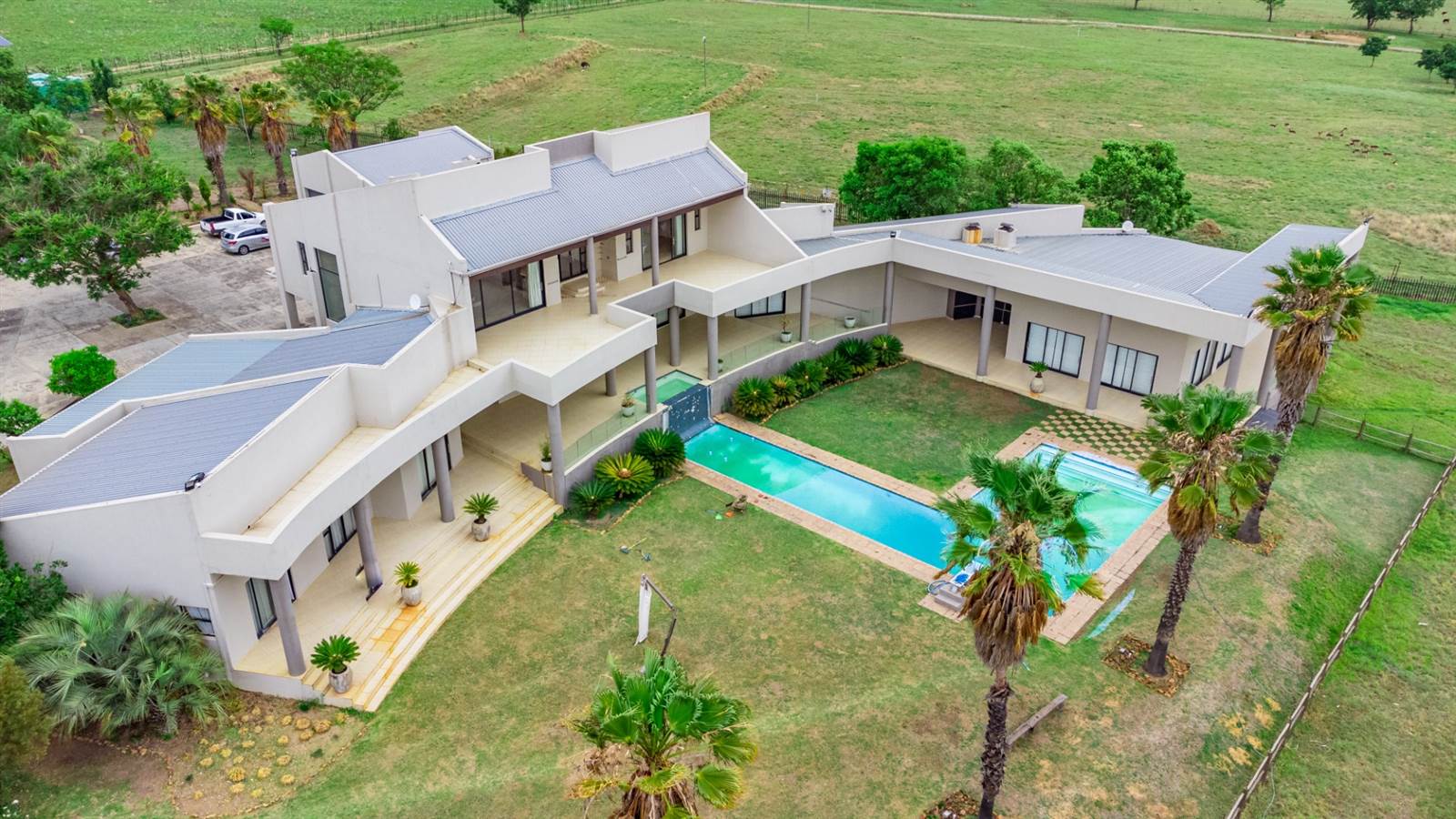 6 Bed House in Bultfontein photo number 1