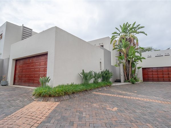 3 Bedroom Townhouse 3 Bedroom Townhouse