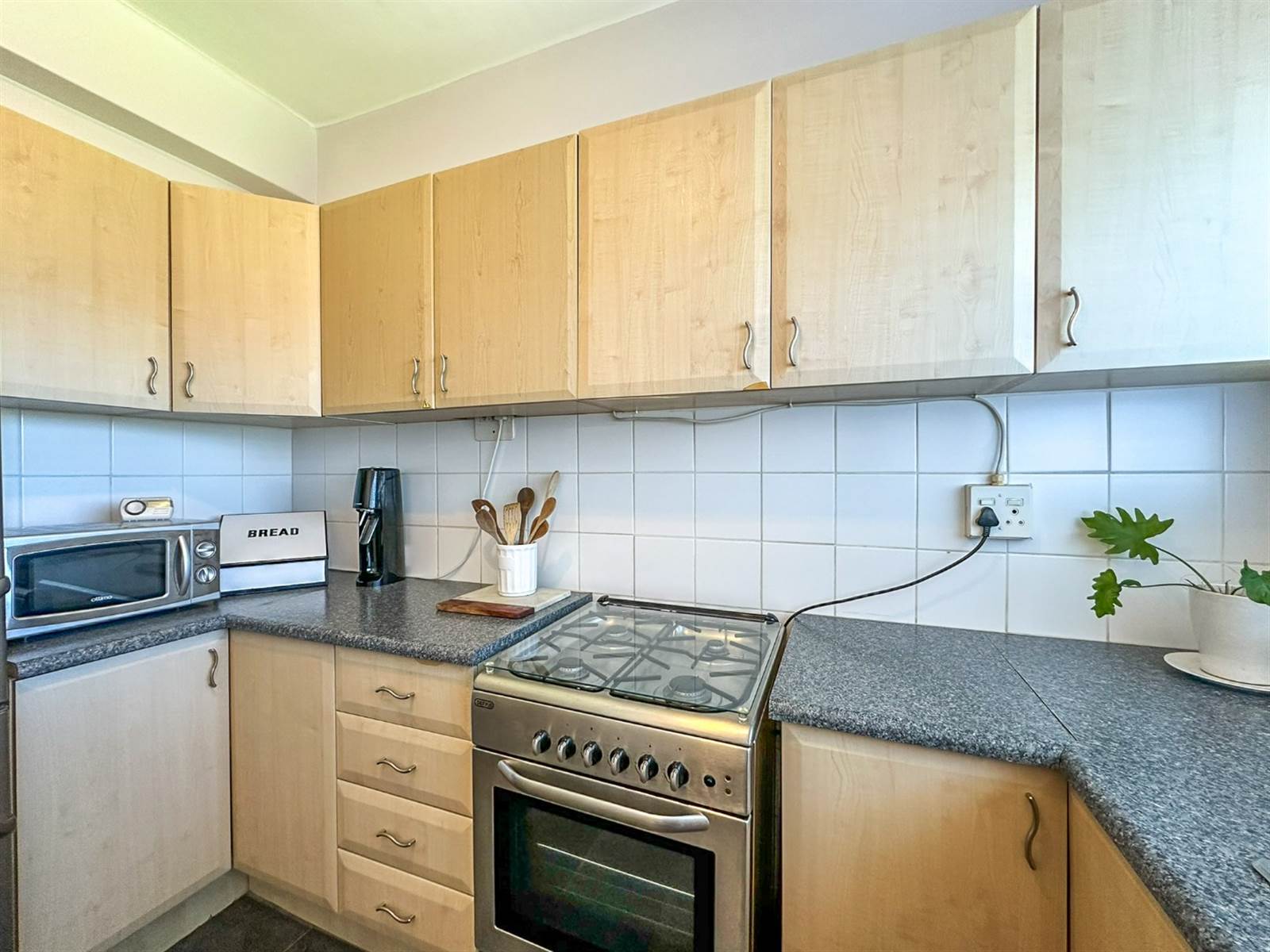 2.5 Bed Apartment in Morningside photo number 13