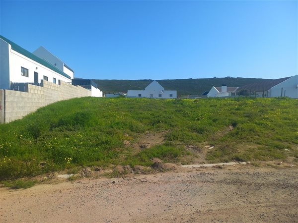 574 m² Land