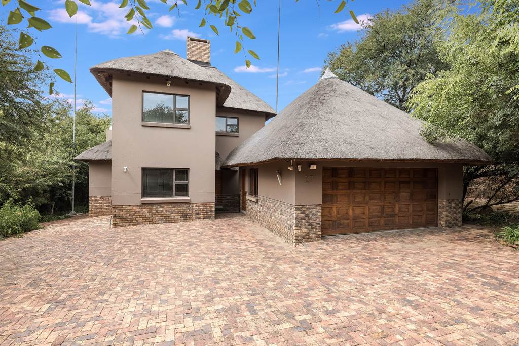 4 Bed House in Sasolburg photo number 17