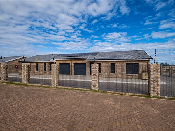 2 Bedroom Townhouse 2 Bedroom Townhouse