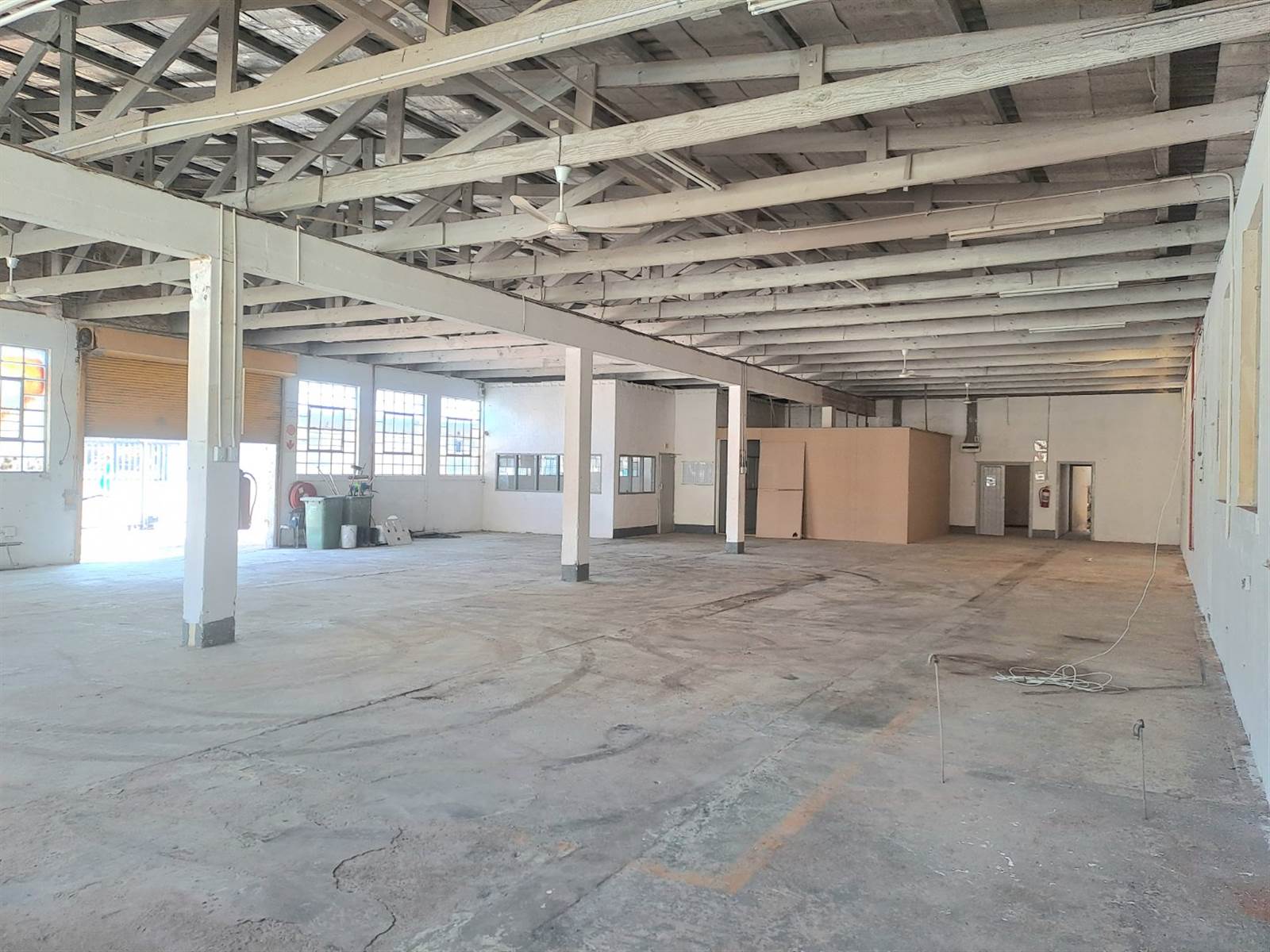 Industrial space in Pinetown Central photo number 3