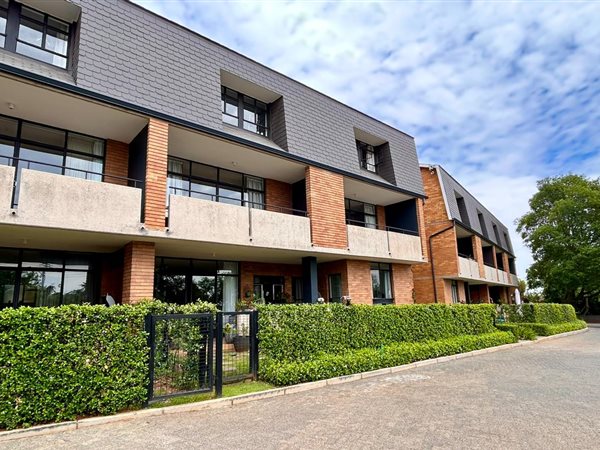 3 Bed Apartment in Lynnwood