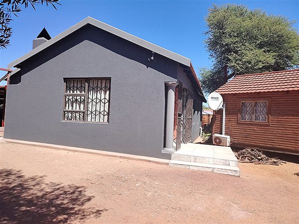 3 Bedroom House 3 Bedroom House