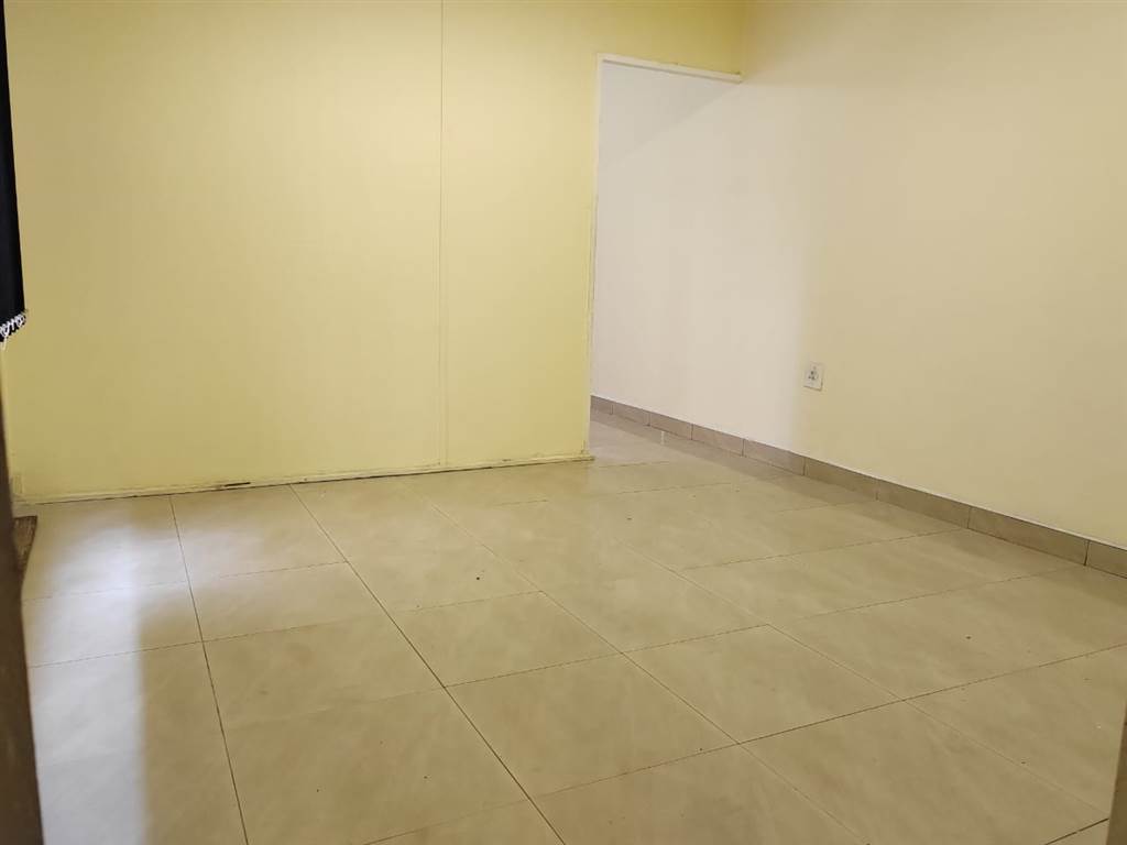 40  m² Commercial space in Northdale photo number 11