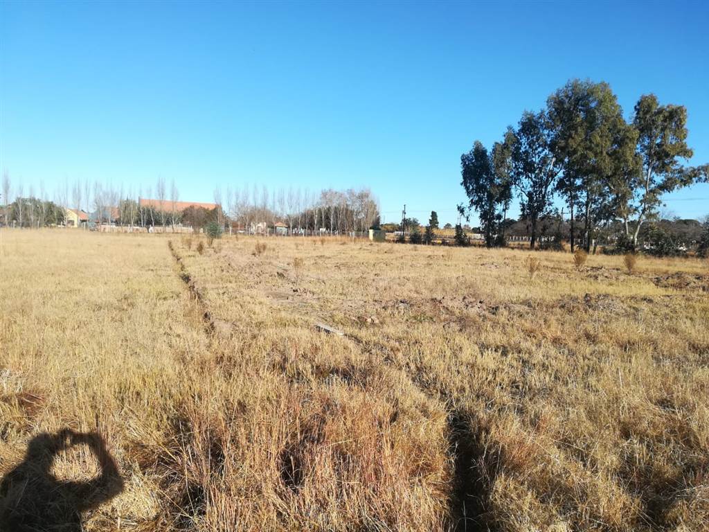 1.4 ha Land available in Theoville photo number 7