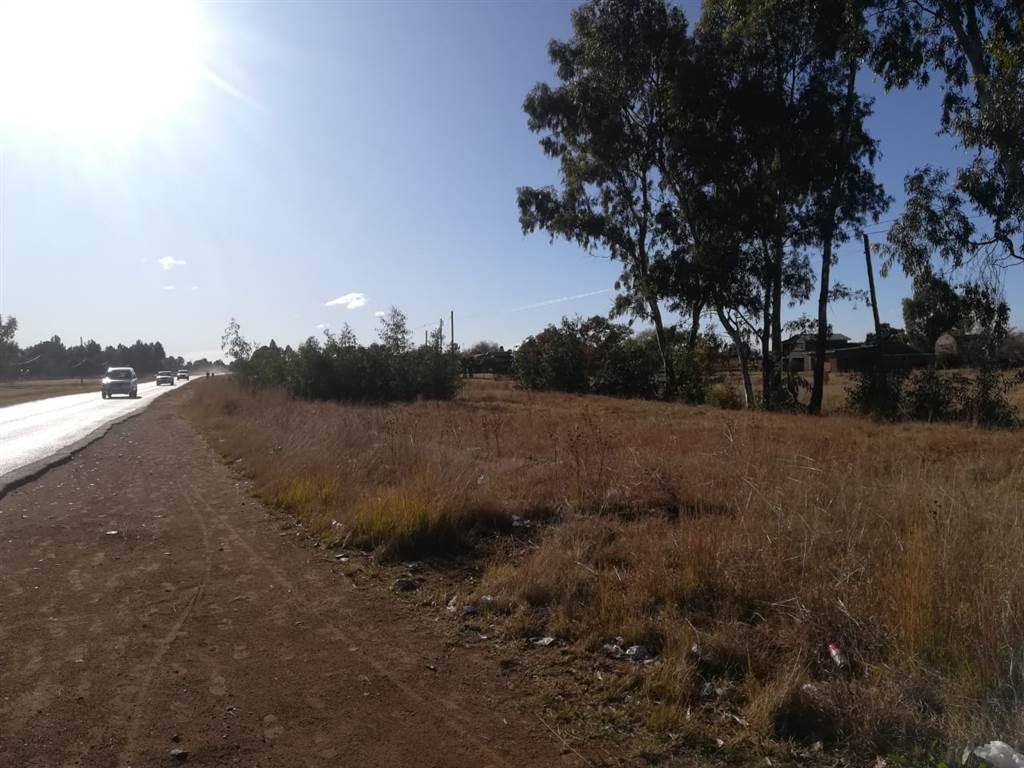 1.4 ha Land available in Theoville photo number 9