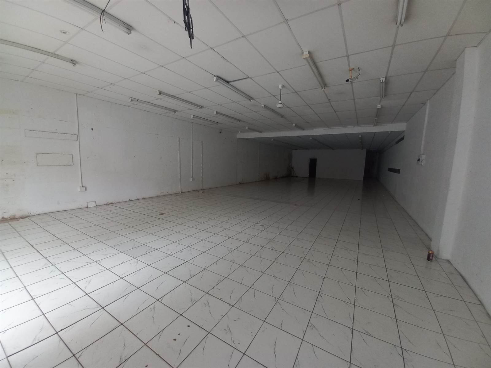 260  m² Retail Space in King Williams Town photo number 3
