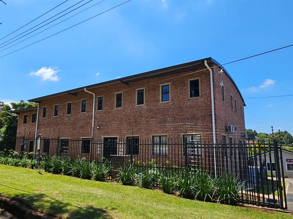 233  m² Commercial space in Howick photo number 14