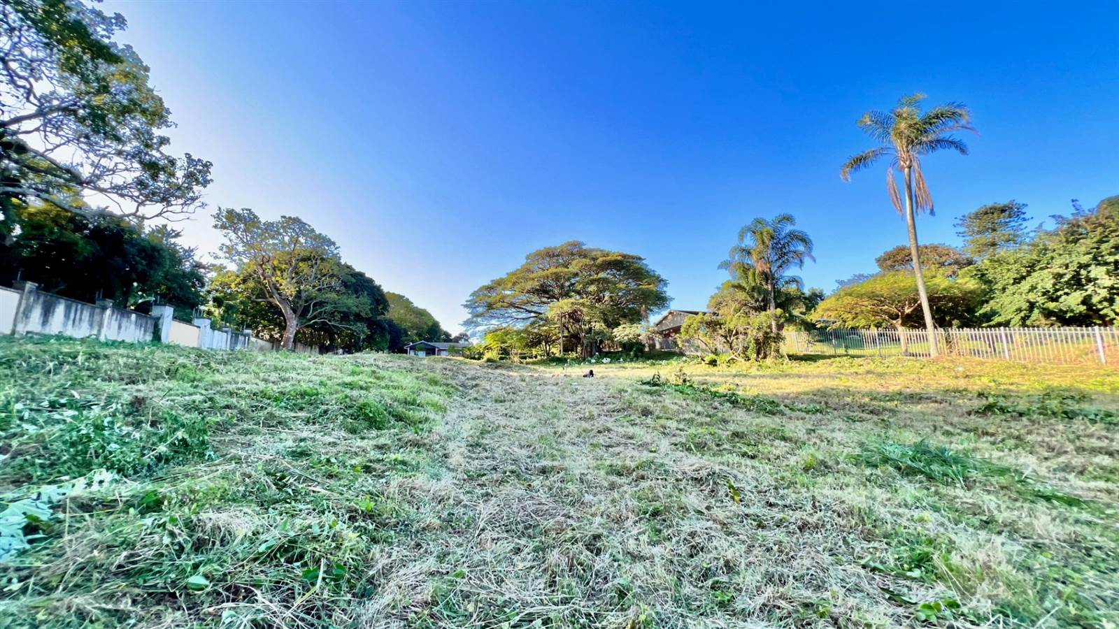 4047 m² Land available in Umtentweni photo number 1