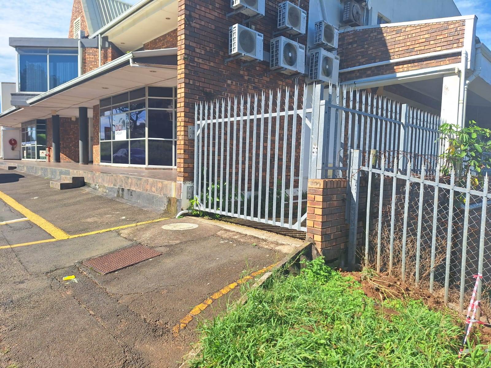 65  m² Commercial space in Empangeni Central photo number 12