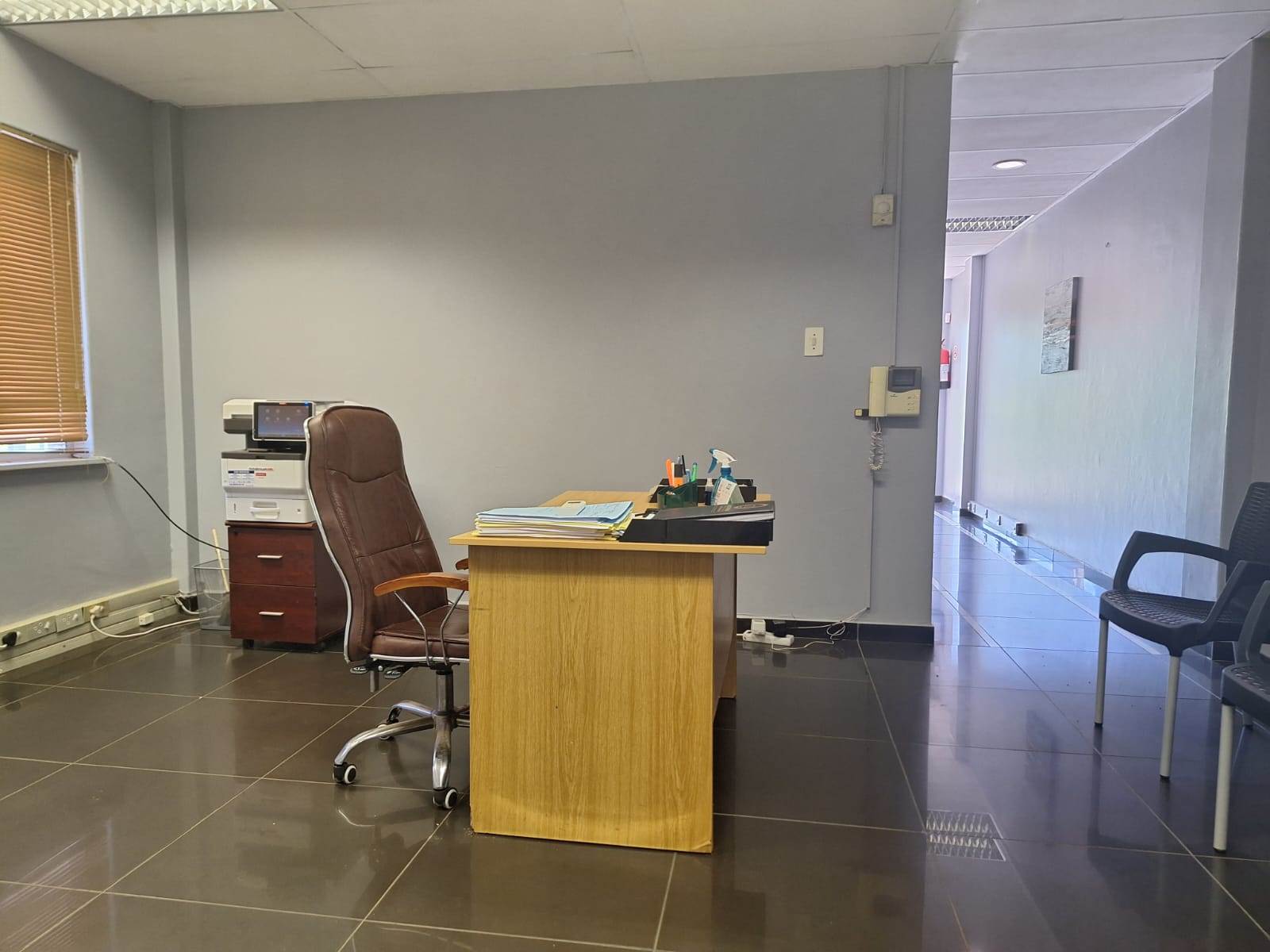 65  m² Commercial space in Empangeni Central photo number 3