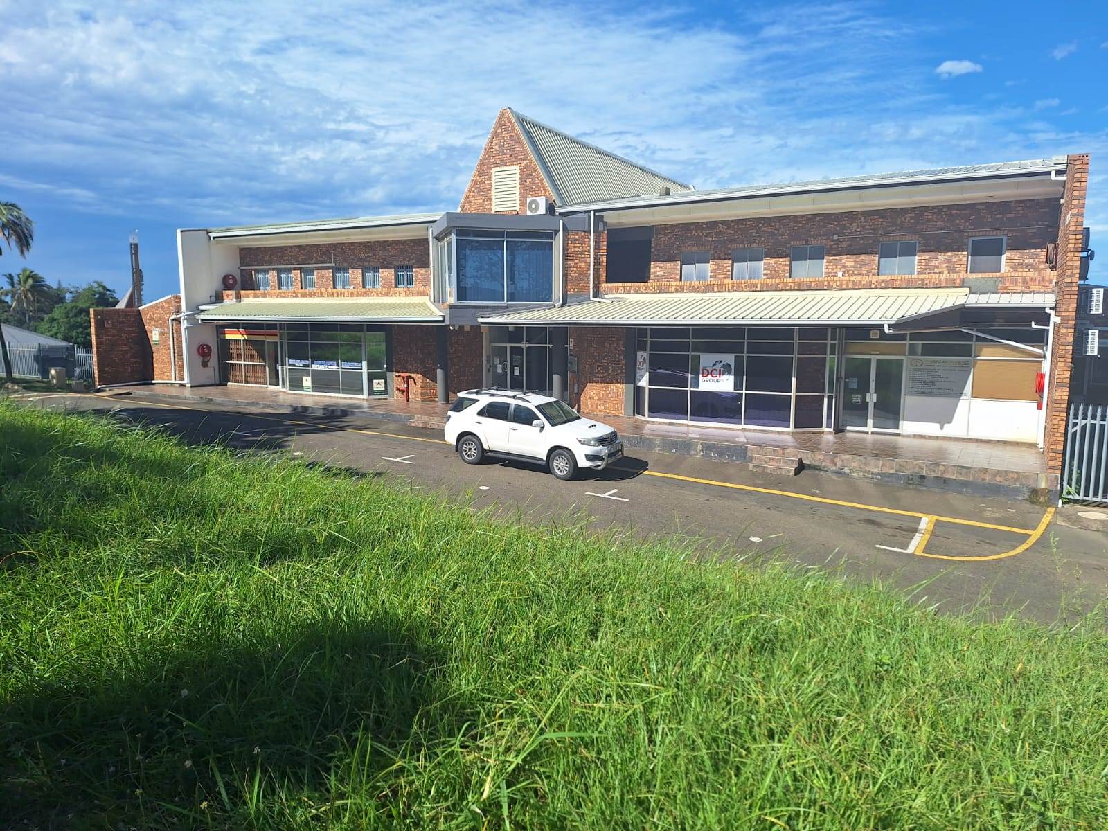 65  m² Commercial space in Empangeni Central photo number 1
