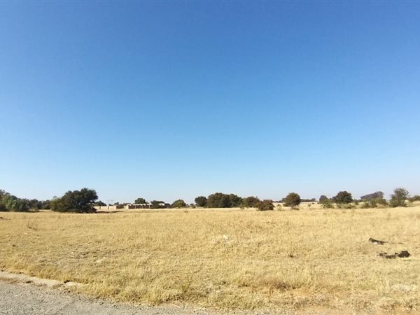 960 m² Land