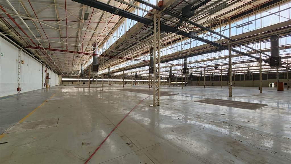 54000  m² Industrial space in Rosslyn photo number 11