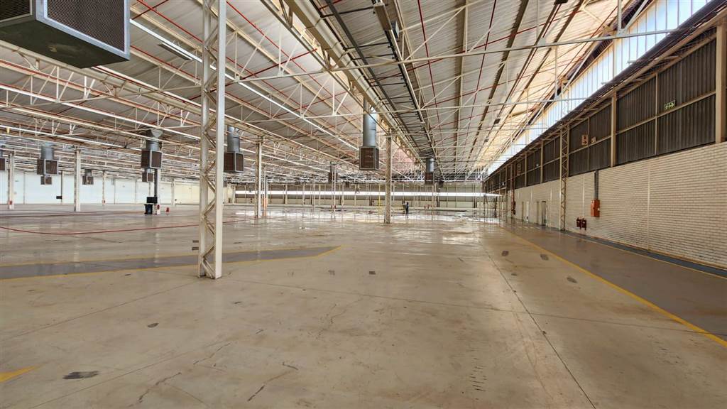 54000  m² Industrial space in Rosslyn photo number 3