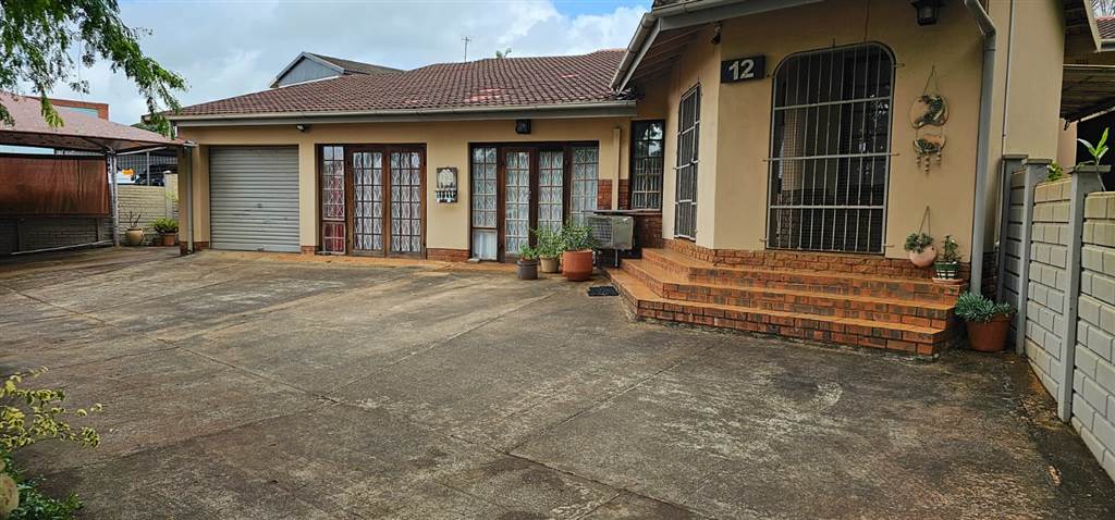 5 Bed House in Nyala Park photo number 1