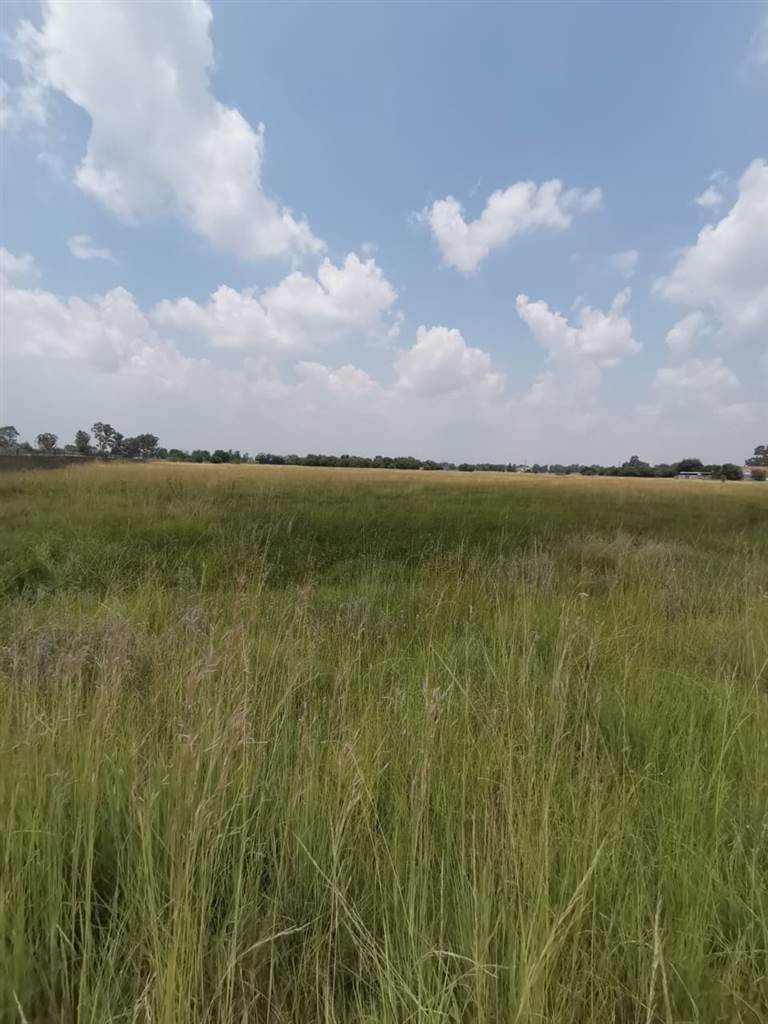 4.9 ha Land available in Vaalview photo number 20