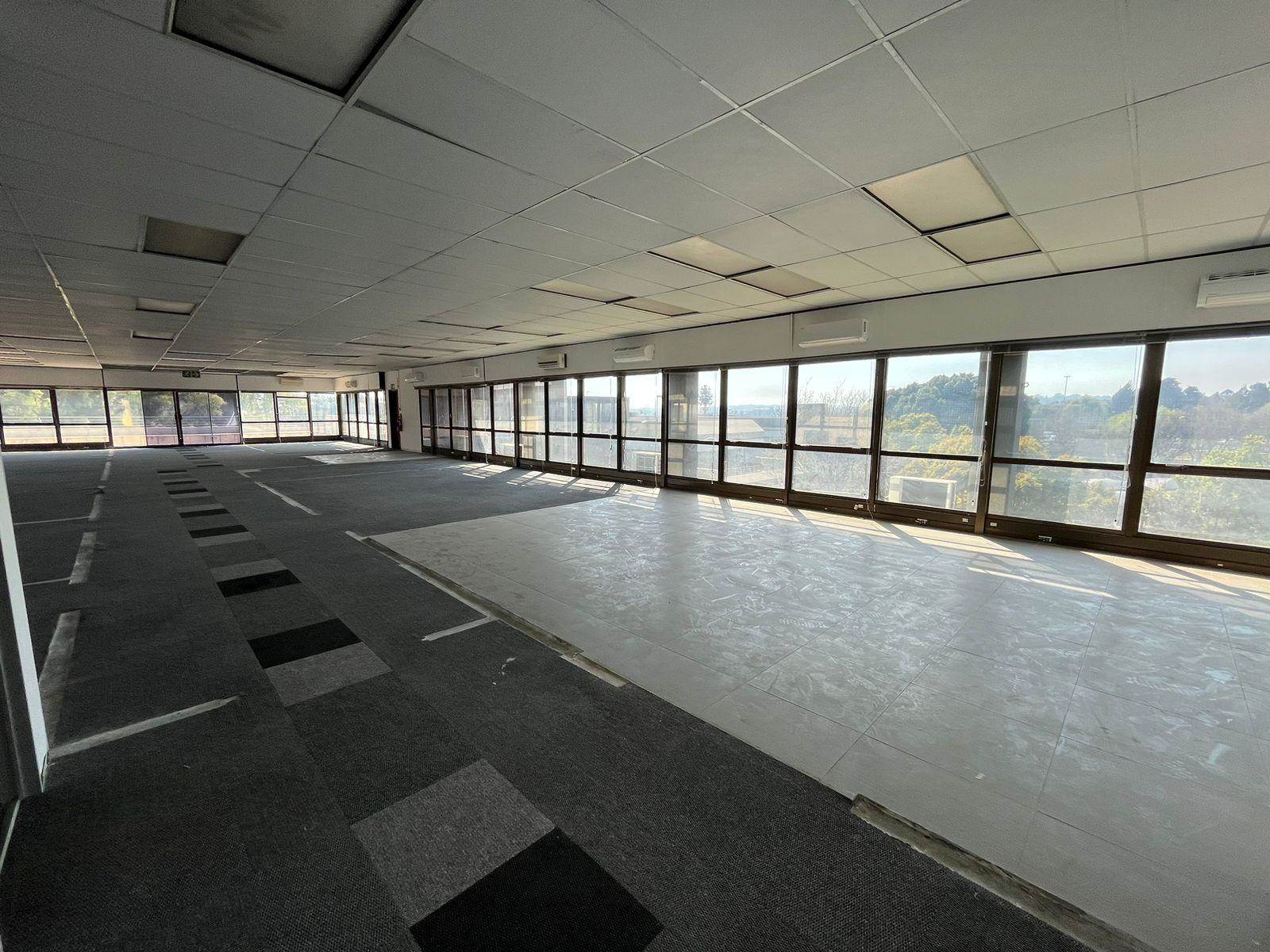 320  m² Commercial space in Bedfordview photo number 8