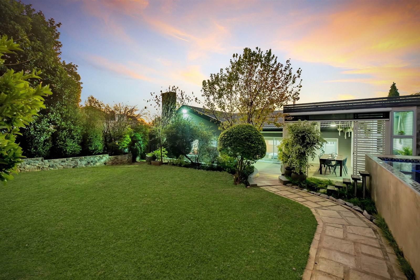 2 Bed House in Parktown North photo number 5