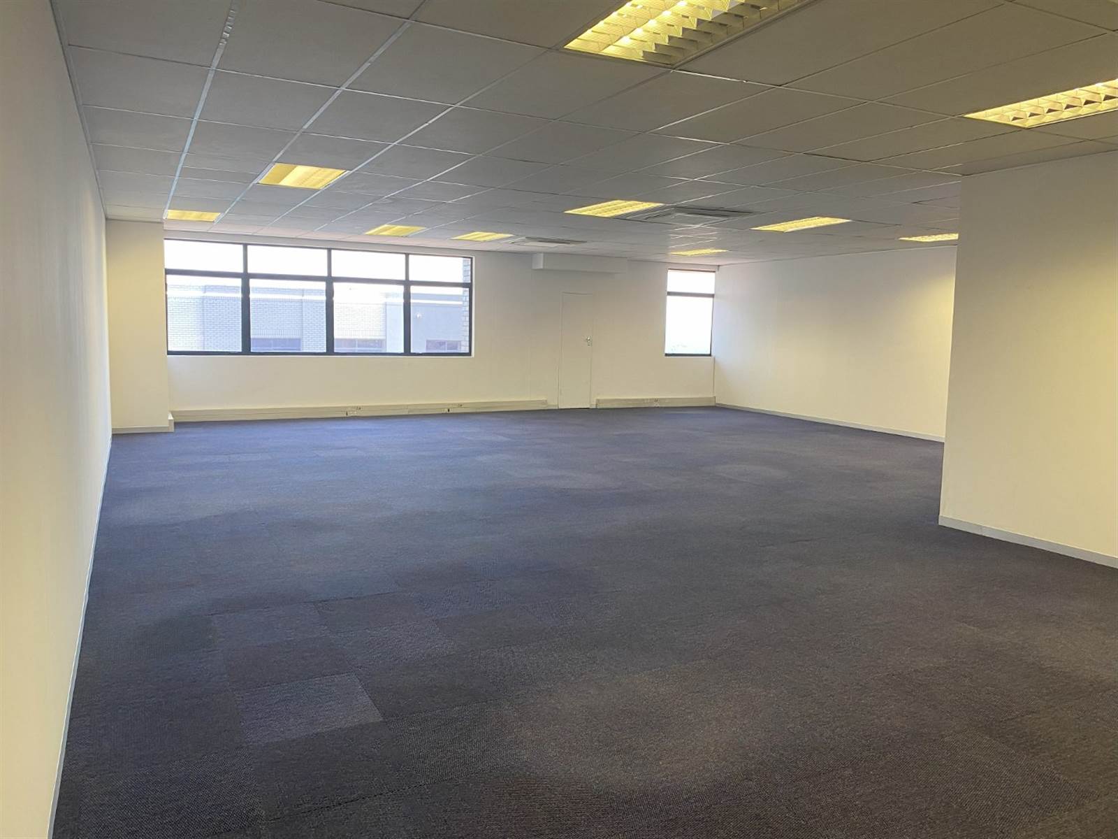 269  m² Commercial space in Sunninghill photo number 3