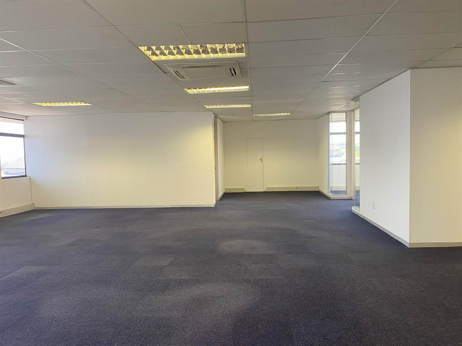 269  m² Commercial space in Sunninghill photo number 5