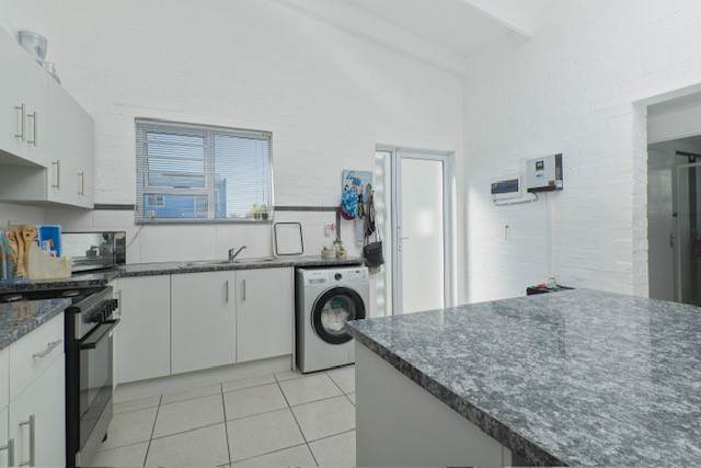 2 Bed House in Parsons Vlei photo number 5
