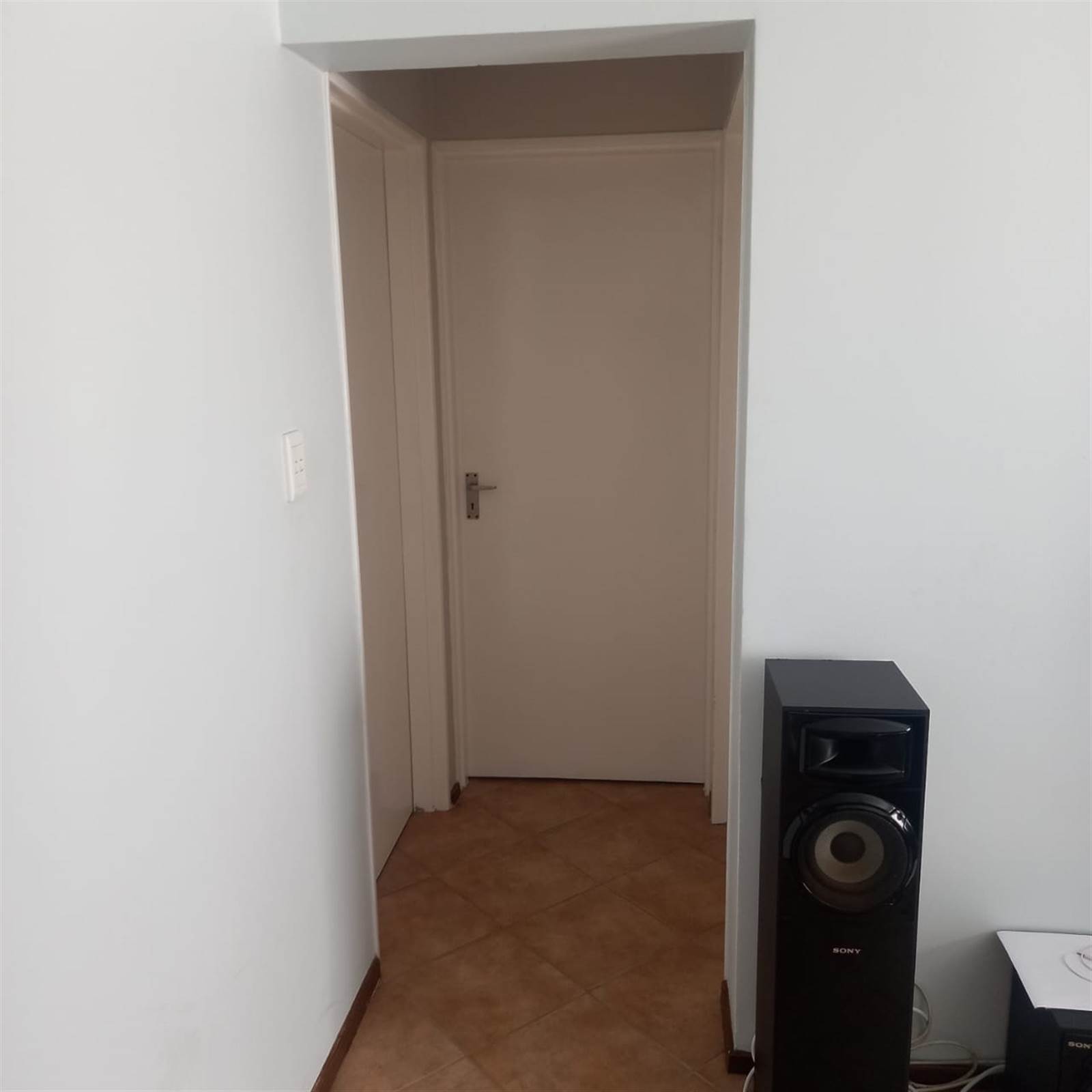 2 Bed Apartment in Chloorkop photo number 6
