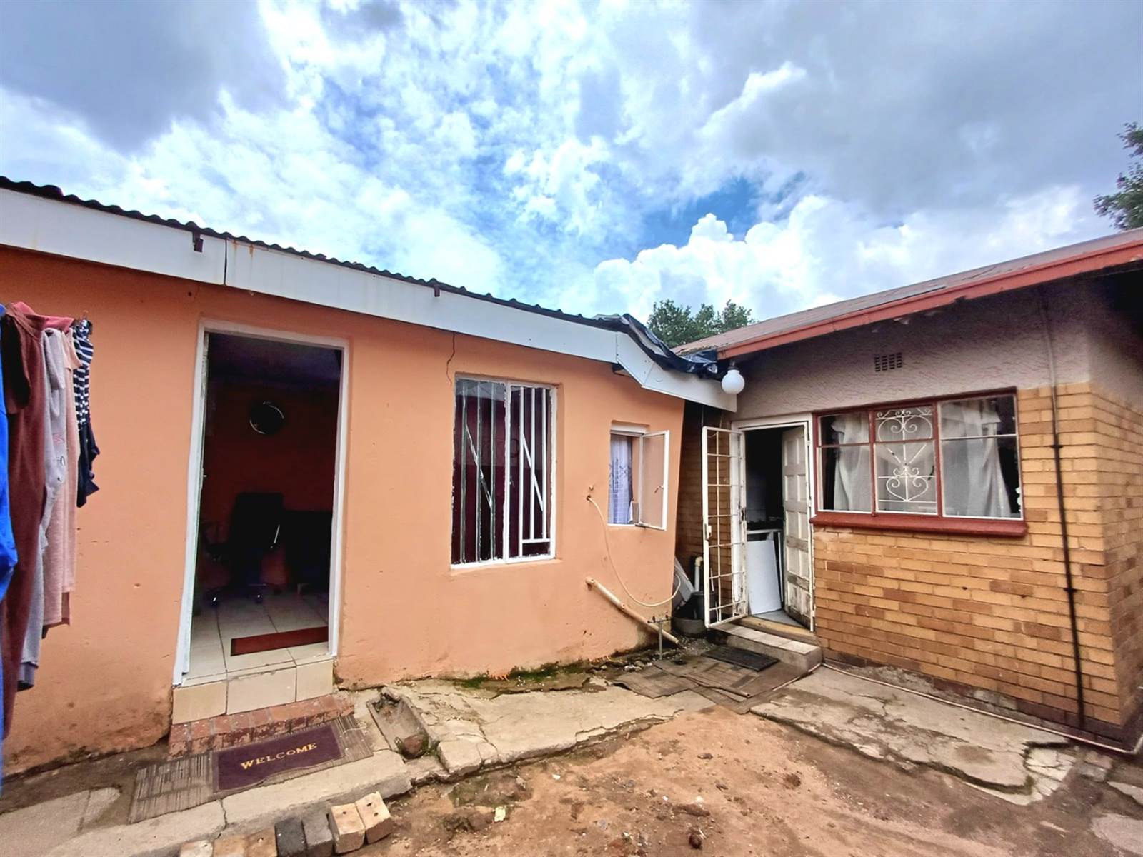 4 Bed House in Turffontein photo number 14
