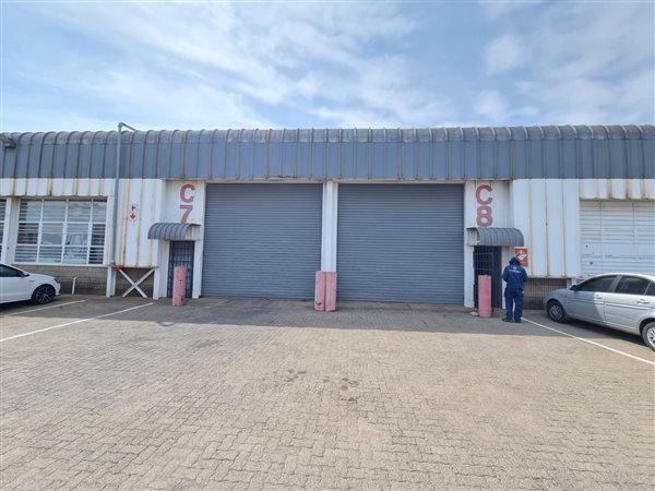 549  m² Industrial space