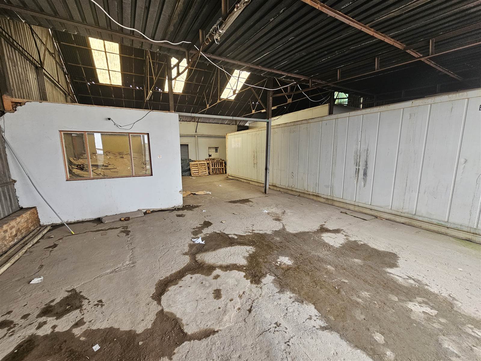 2027  m² Industrial space in Anderbolt photo number 29